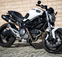 ẮC QUY XE DUCATI MONSTER 696